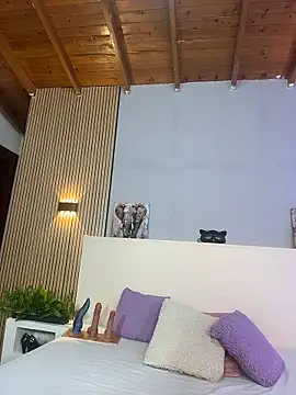 TianaGlow44 online show from March 10, 2026, 10:52 am