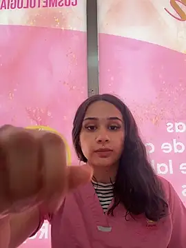 Snapshot of Katherin_dimi chatting on October 7, 2025, 5:14 pm Katherin dimi online show from October 7, 2025, 5:14 pm