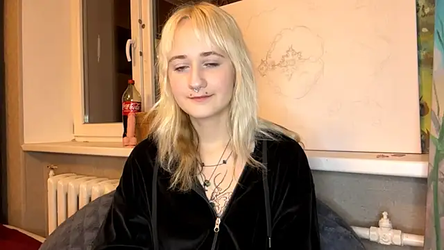 Snapshot of Ulemonala_Cute chatting on October 25, 2025, 5:35 pm Ulemonala Cute online show from October 25, 2025, 5:35 pm