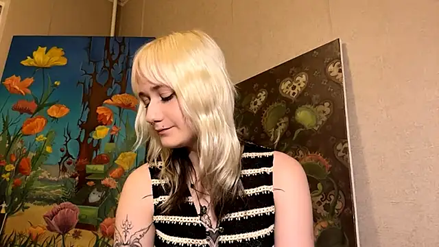 Snapshot of Ulemonala_Cute chatting on October 13, 2025, 5:25 pm Ulemonala Cute online show from October 13, 2025, 5:25 pm