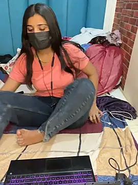 Snapshot of Bigbutbautiy chatting on February 27, 2026, 6:24 am Bigbutbautiy online show from February 27, 2026, 6:24 am