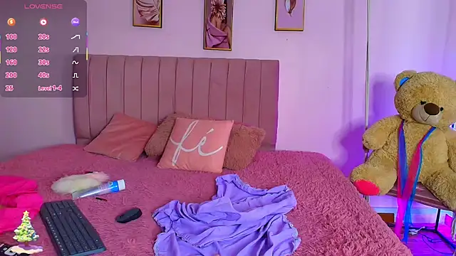 little ellie 1 online show from December 13, 2025, 8:04 pm