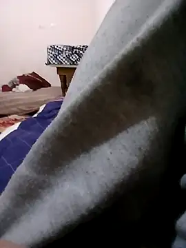 Snapshot of latarak321 chatting on January 14, 2026, 11:47 am latarak321 online show from January 14, 2026, 11:47 am