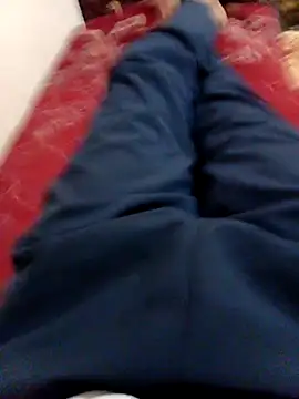 latarak321 online show from November 26, 2025, 1:22 pm