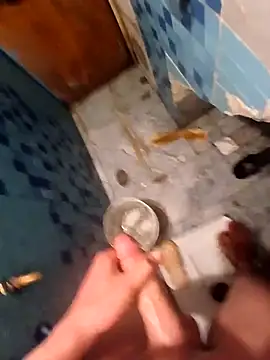 Snapshot of latarak321 chatting on February 6, 2026, 7:48 am latarak321 online show from February 6, 2026, 7:48 am