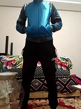 Snapshot of latarak321 chatting on January 16, 2026, 9:19 pm latarak321 online show from January 16, 2026, 9:19 pm