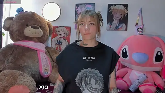 Snapshot of Himiiko_toga chatting on February 8, 2026, 1:31 pm Himiiko toga online show from February 8, 2026, 1:31 pm