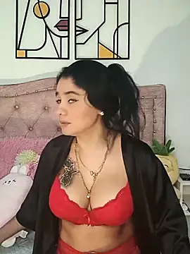 kathy hot  online show from October 27, 2025, 3:35 pm