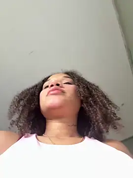 Bombomziin online show from November 9, 2025, 7:40 pm