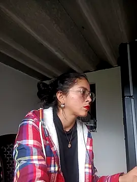 Eloisa smith online show from November 25, 2025, 8:09 pm