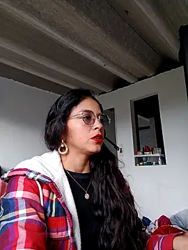 Eloisa smith online show from October 29, 2025, 9:58 pm