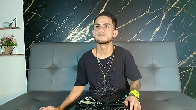 Master King Crazzy777 online show from November 24, 2025, 2:06 pm