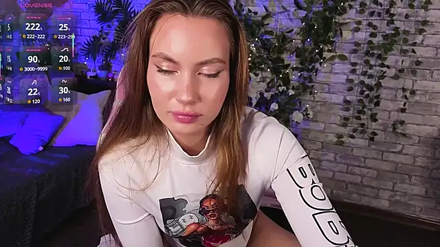  BellaClark online show from March 20, 2026, 8:32 pm