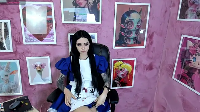 Bayonetta doll online show from October 28, 2025, 4:28 pm