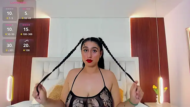 Snapshot of Amara18__ chatting on May 4, 2026, 8:00 pm Amara18 online show from May 4, 2026, 8:00 pm