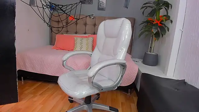 Vannelope bigboobs online show from October 21, 2025, 12:54 am