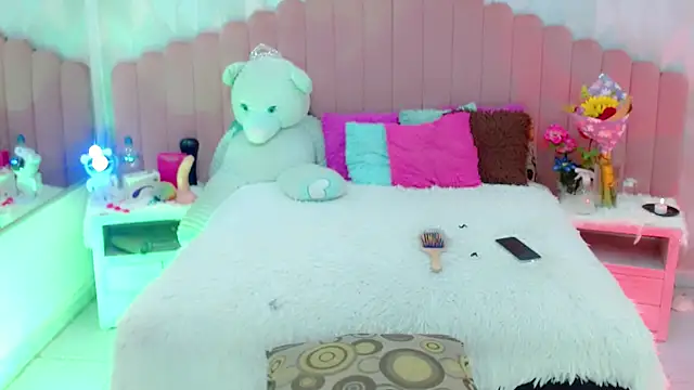 amber maldonado online show from October 22, 2025, 5:18 am