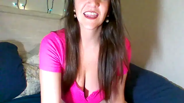 Snapshot of easy_briezy chatting on October 8, 2025, 2:02 am easy briezy online show from October 8, 2025, 2:02 am