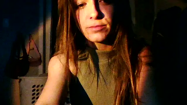 Snapshot of Cassaroll333 chatting on October 7, 2025, 6:36 am Cassaroll333 online show from October 7, 2025, 6:36 am