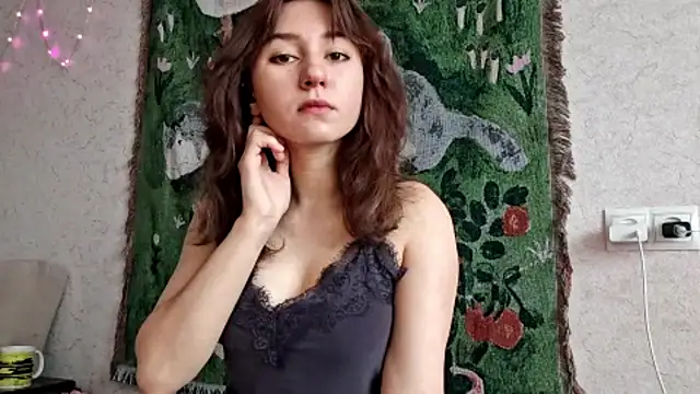 MiaLovelyOne online show from March 27, 2026, 8:11 am