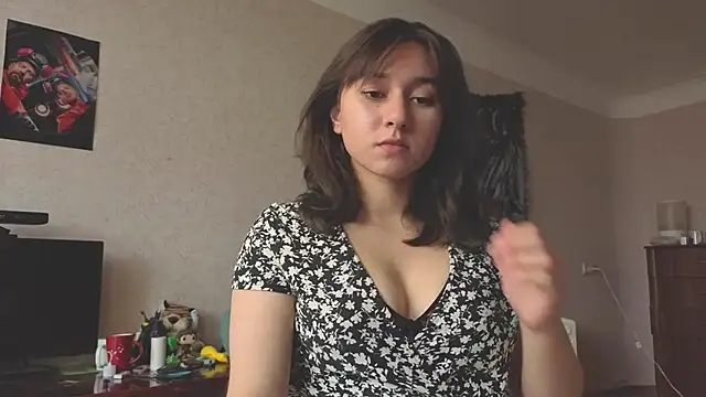MiaLovelyOne online show from May 16, 2026, 10:36 am