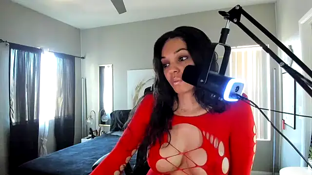 Snapshot of Myonnathegod chatting on November 10, 2025, 10:15 pm Myonnathegod online show from November 10, 2025, 10:15 pm