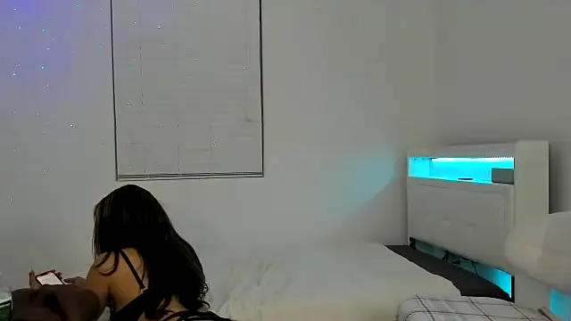 Snapshot of Myonnathegod chatting on February 6, 2026, 10:33 am Myonnathegod online show from February 6, 2026, 10:33 am