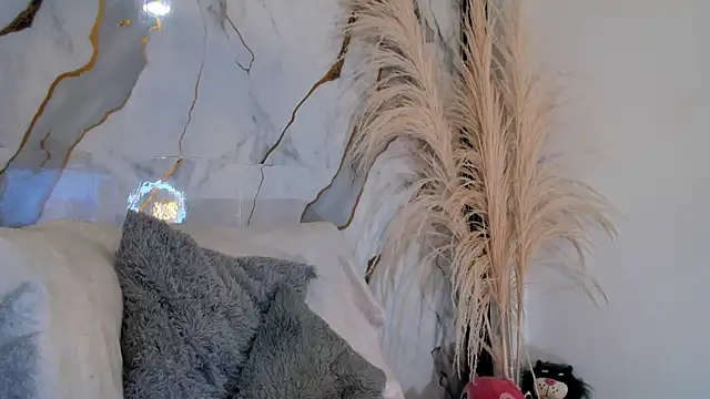 AbbyLewiis online show from November 11, 2025, 10:54 am