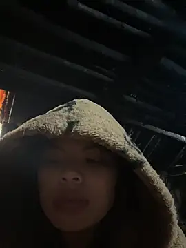 Snapshot of hello-cute chatting on January 17, 2026, 3:10 am hello-cute online show from January 17, 2026, 3:10 am