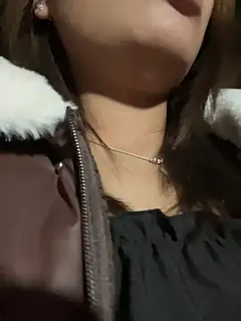 Snapshot of hello-cute chatting on January 19, 2026, 6:39 am hello-cute online show from January 19, 2026, 6:39 am