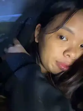 hello-cute online show from November 30, 2025, 1:01 pm