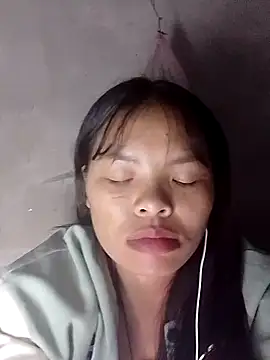 hello-cute online show from October 20, 2025, 4:18 pm