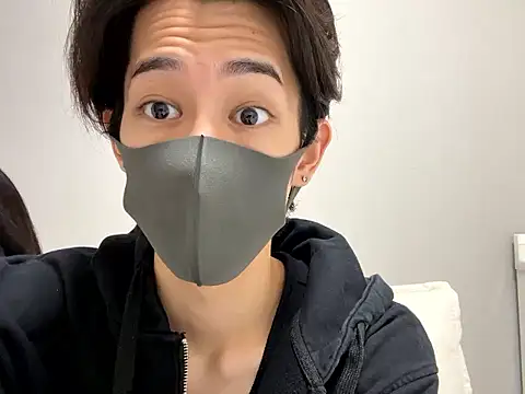 Snapshot of RAITO_ST chatting on October 20, 2025, 1:22 pm RAITO ST online show from October 20, 2025, 1:22 pm