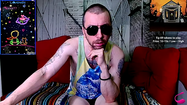 Markus Rivas online show from October 14, 2025, 10:31 pm