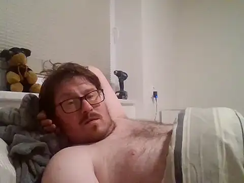 czechguy online show from October 17, 2025, 8:54 pm