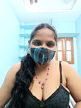 Snapshot of kajal-kajal1 chatting on October 18, 2025, 6:04 am kajal-kajal1 online show from October 18, 2025, 6:04 am