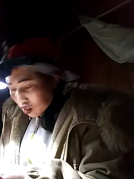 jerry-xx online show from February 3, 2026, 7:13 am