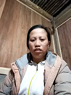 jerry-xx online show from November 27, 2025, 7:36 pm