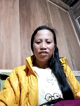 jerry-xx online show from December 18, 2025, 7:40 pm