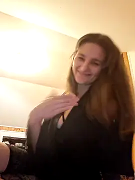 Nika aa online show from October 16, 2025, 5:10 pm