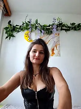 Snapshot of Nika_aa chatting on July 11, 2026, 3:34 pm Nika aa online show from July 11, 2026, 3:34 pm
