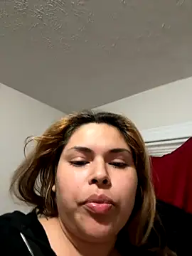 Snapshot of Ginaaxoxo chatting on October 7, 2025, 11:44 am Ginaaxoxo online show from October 7, 2025, 11:44 am