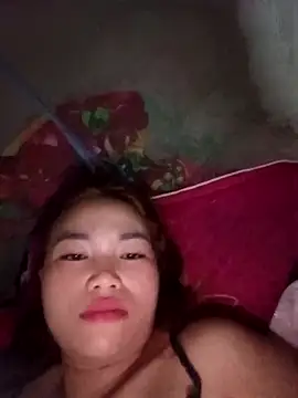 Snapshot of Rabbit-small chatting on December 20, 2025, 10:23 pm Rabbit-small online show from December 20, 2025, 10:23 pm