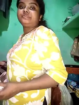 World Top Girl online show from November 8, 2025, 2:31 pm