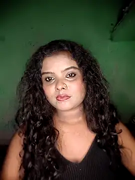 World Top Girl online show from October 15, 2025, 12:57 pm