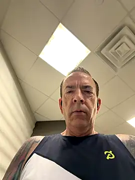 Crazy Mike1 online show from October 10, 2025, 11:22 am