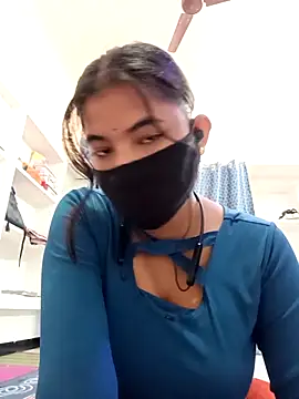 Snapshot of Hot_radhaji chatting on February 27, 2026, 2:01 am Hot radhaji online show from February 27, 2026, 2:01 am