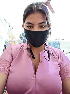 Snapshot of Hot_radhaji chatting on April 5, 2026, 12:28 am Hot radhaji online show from April 5, 2026, 12:28 am