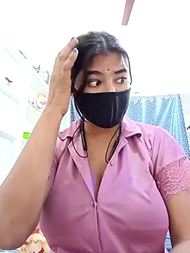 Snapshot of Hot_radhaji chatting on March 21, 2026, 1:07 am Hot radhaji online show from March 21, 2026, 1:07 am