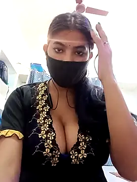 Snapshot of Hot_radhaji chatting on February 13, 2026, 3:39 am Hot radhaji online show from February 13, 2026, 3:39 am